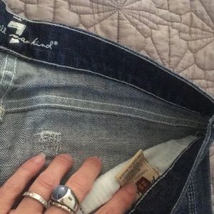 7 For All Mankind Jeans - Like new capris 7 For All Mankind Jeans - Like new capris